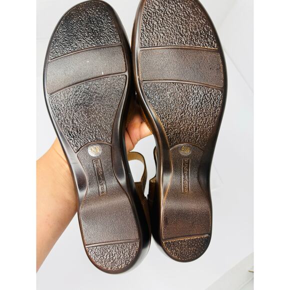 Easy Spirit Denita Hook & Loop Strap Mary Jane Pumps arc support comfy Heels 9.5 - Picture 3 of 8